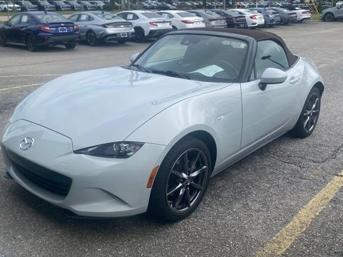 Used 2019 MAZDA MX-5 Miata Grand Touring w/ GT-S Package RWD image 1