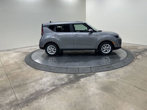New 2025 Kia Soul LX image 4