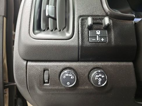 Used 2022 Chevrolet Colorado ZR2 image 16
