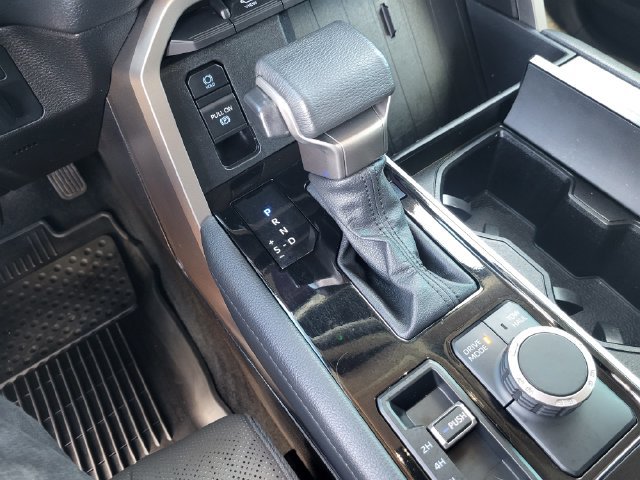 Used 2023 Toyota Sequoia Limited AWD/4WD image 18