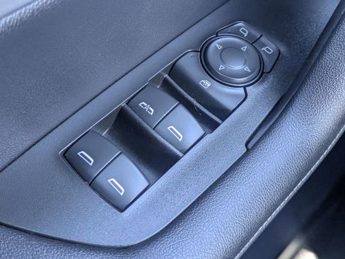 Used 2025 Chevrolet Blazer LT image 22