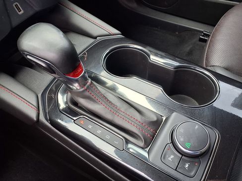 Used 2023 Chevrolet Blazer RS FWD image 33