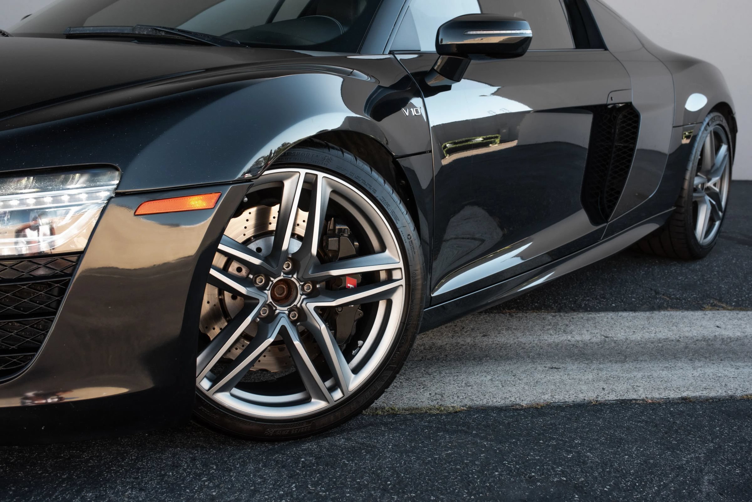 Used 2014 Audi R8 V10 AWD/4WD image 23