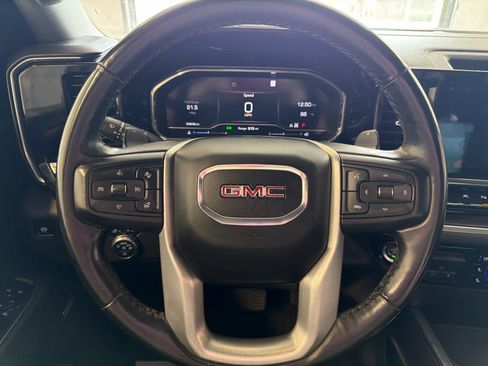 Used 2025 GMC Sierra 1500 SLT w/ SLT Premium Plus Package AWD/4WD image 37