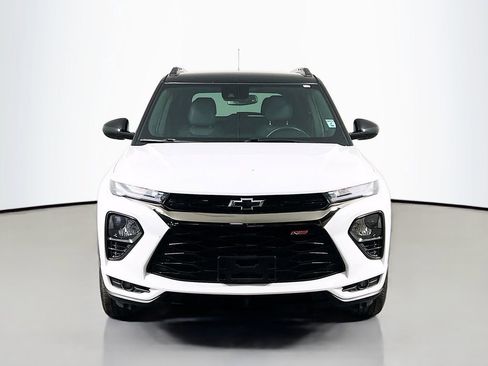 Used 2023 Chevrolet TrailBlazer RS w/ Convenience Package image 2
