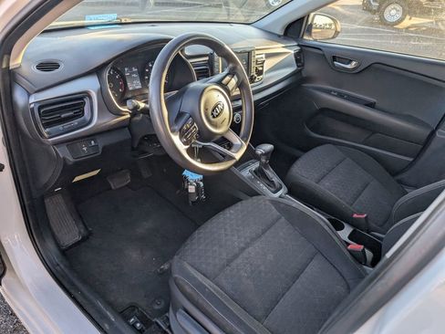 Used 2020 Kia Rio LX image 12
