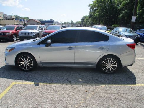 Used 2019 Subaru Impreza 2.0i Limited w/ Popular Package #1 AWD/4WD image 9