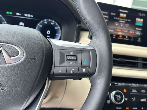 Used 2025 INFINITI QX60 Luxe w/ Cargo Package image 19