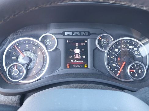 Used 2025 RAM 2500 Big Horn AWD/4WD image 17