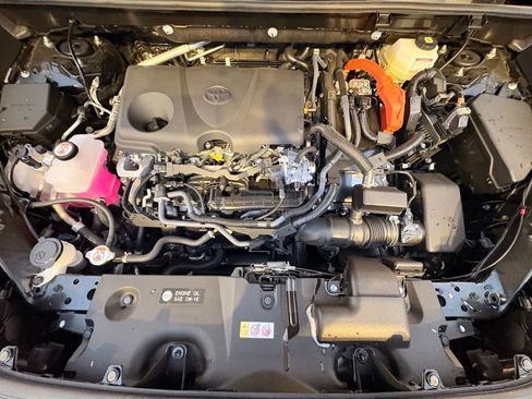 Used 2025 Toyota RAV4 SE w/ Weather Package image 34