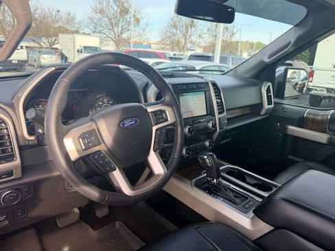 Used 2019 Ford F150 Lariat w/ Equipment Group 502A Luxury image 14