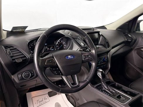 Used 2018 Ford Escape SEL w/ Canadian Touring Package image 9
