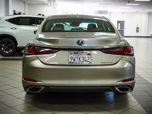 Certified 2021 Lexus ES 350 w/ Premium Package image 7