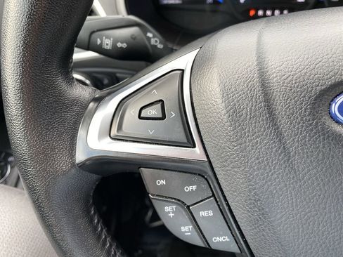 Certified 2024 Ford Edge Titanium image 33