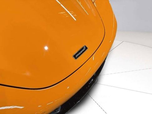 Used 2021 McLaren 720S Spider RWD image 21