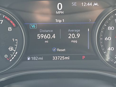 Used 2021 Cadillac XT5 Premium Luxury image 22