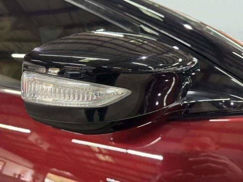 Used 2016 Nissan Maxima SR FWD image 13