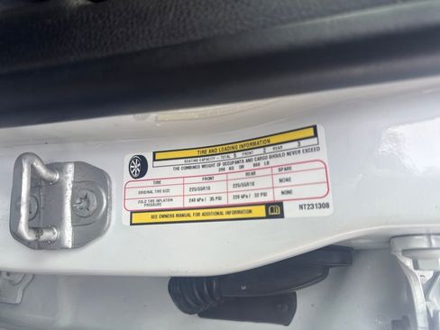 Certified 2022 Jeep Compass Limited image 26