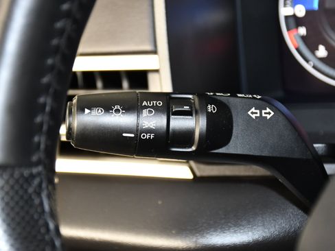 Used 2023 Mitsubishi Outlander SE AWD/4WD image 22