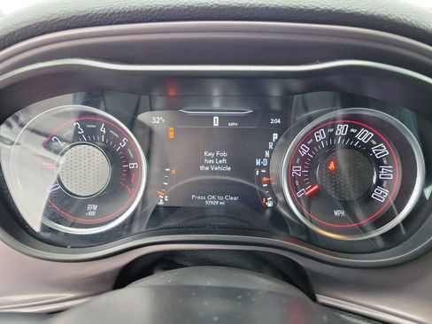 Used 2023 Dodge Challenger SXT image 21