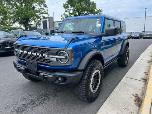 Certified 2025 Ford Bronco Badlands AWD/4WD image 3