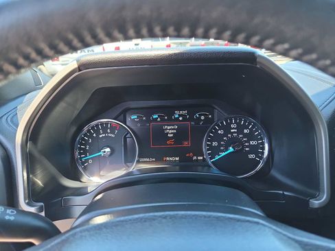 Used 2020 Ford Expedition Max XLT w/ Equipment Group 202A AWD/4WD image 26