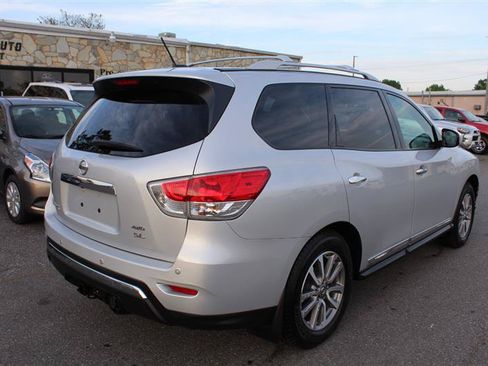 Used 2013 Nissan Pathfinder SL w/ SL Premium Pkg AWD/4WD image 7