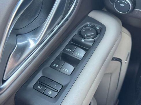 Used 2024 Chevrolet Tahoe LT image 29