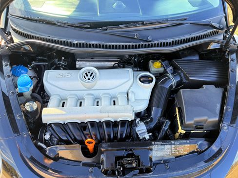 Used 2007 Volkswagen Beetle Convertible w/ Package 2 image 40