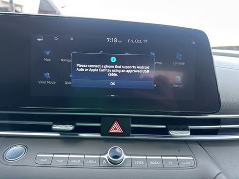 Used 2024 Hyundai Elantra SEL image 36