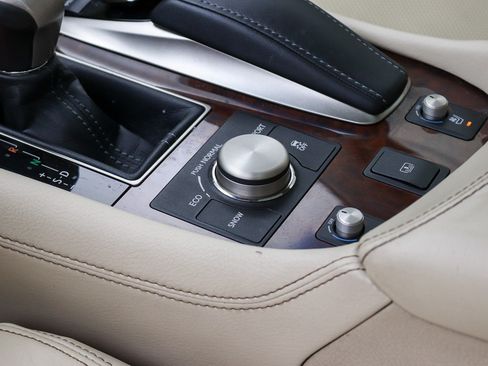 Used 2014 Lexus LS 460 L RWD image 31