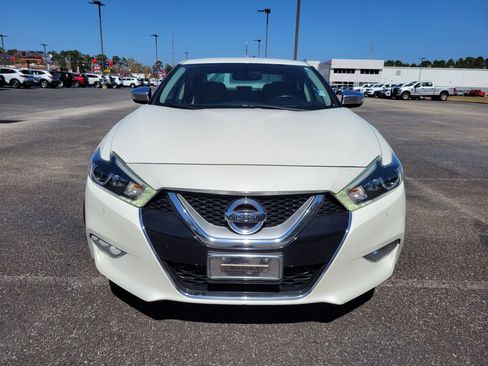 Used 2016 Nissan Maxima SR image 9
