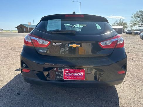Used 2019 Chevrolet Cruze LS w/ LS Convenience Package FWD image 6