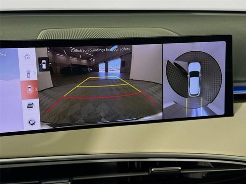 New 2026 Genesis GV70 2.5T Advanced AWD/4WD image 17