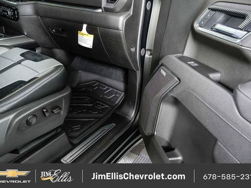 New 2025 Chevrolet Silverado 1500 LTZ AWD/4WD image 26