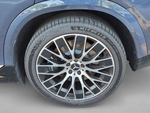 Used 2024 Mercedes-Benz EQE AMG 4MATIC SUV image 22
