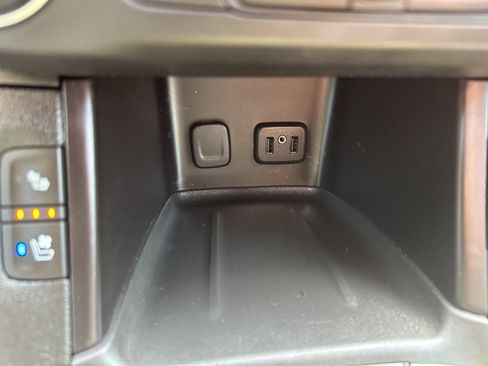 Used 2018 GMC Acadia Denali AWD/4WD image 67