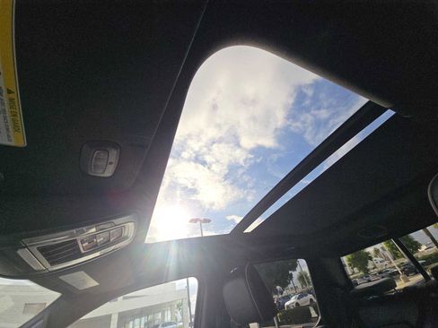 Used 2024 RAM 1500 Laramie image 34