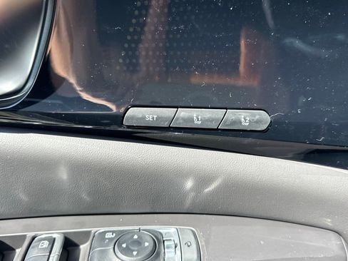 New 2025 Kia Carnival SX Prestige image 12