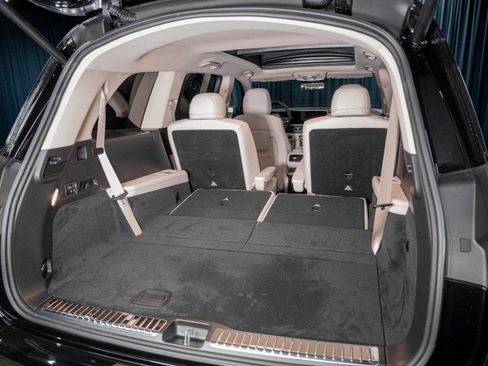 Used 2026 Mercedes-Benz GLS 450 4MATIC image 8