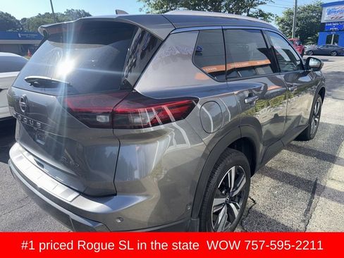 Used 2025 Nissan Rogue SL w/ SL Premium Package AWD/4WD image 6