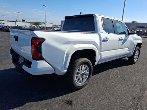 New 2026 Toyota Tacoma SR5 RWD image 7