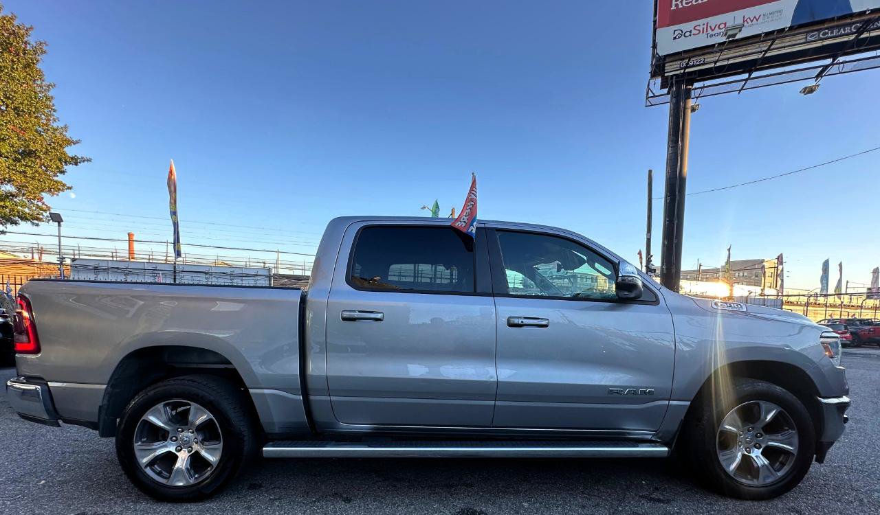 Used 2023 RAM 1500 Laramie AWD/4WD image 3