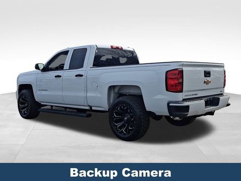 Used 2019 Chevrolet Silverado 1500 Custom w/ Custom Convenience Package image 5