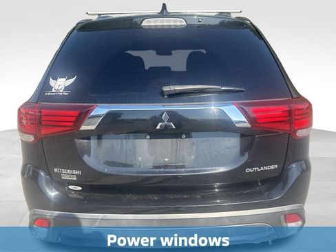 Used 2018 Mitsubishi Outlander LE FWD image 9
