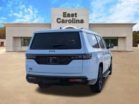 New 2026 Jeep Grand Wagoneer L Limited AWD/4WD image 3