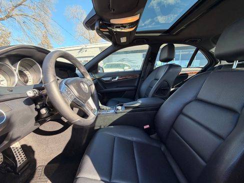 Used 2014 Mercedes-Benz C 300 4MATIC Sedan image 8