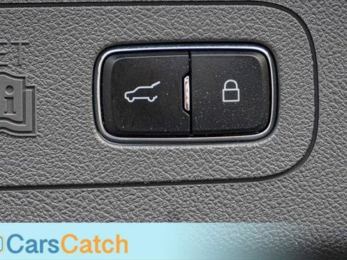 Used 2021 Lincoln Aviator Reserve image 48