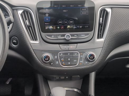 Used 2025 Chevrolet Malibu LT image 20