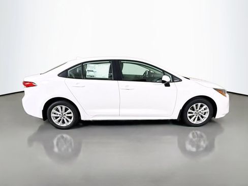 New 2026 Toyota Corolla LE image 8
